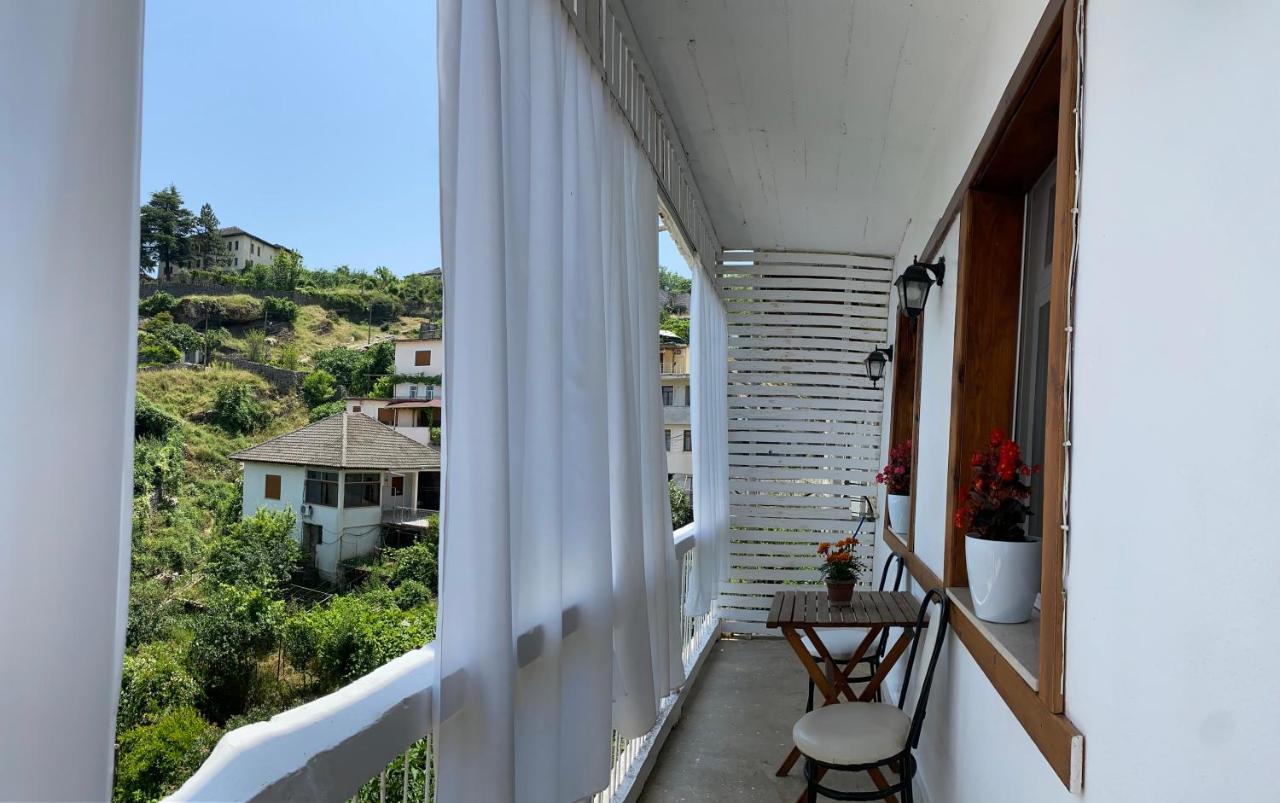 Yuri Guest House Gjirokastra Zewnętrze zdjęcie