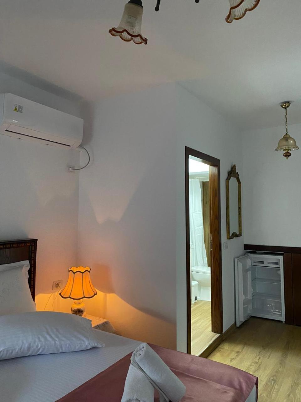Yuri Guest House Gjirokastra Zewnętrze zdjęcie