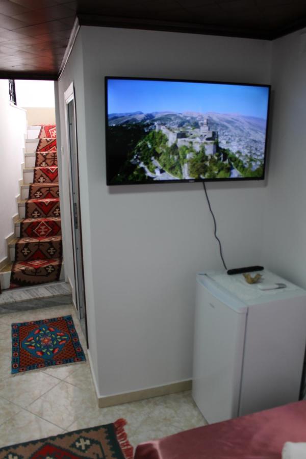 Yuri Guest House Gjirokastra Zewnętrze zdjęcie