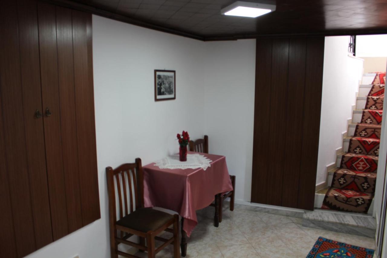 Yuri Guest House Gjirokastra Zewnętrze zdjęcie